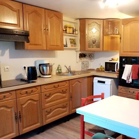 Chalet Pour Deux Personnes Saint-Pierre-du-Lorouer Bagian luar foto